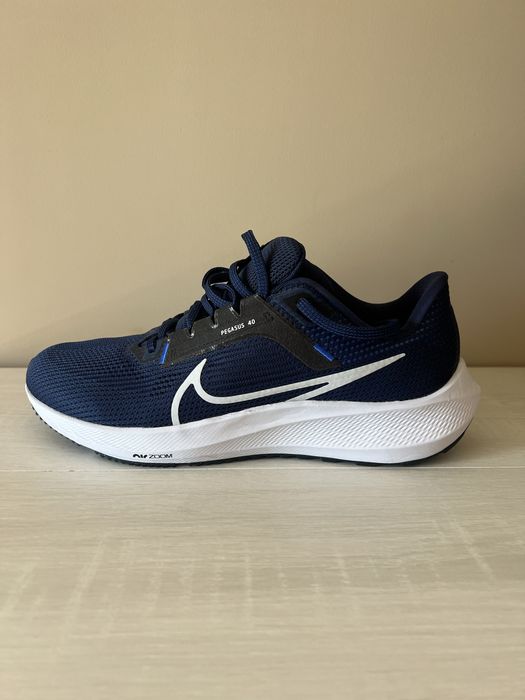Nike pegasus 40 сини