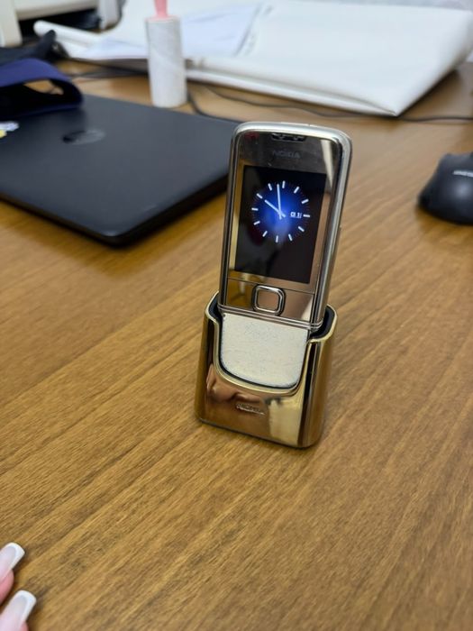 Nokia 8800 Gold Arte, оригинал, с подставкой