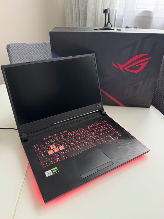 Игровой ноутбук ASUS ROG Strix