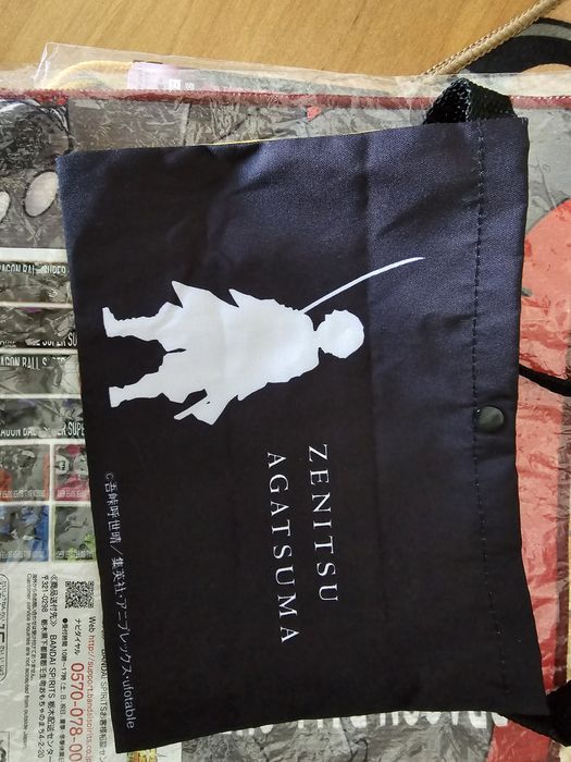 Продам аниме мэрч