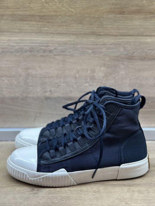 Продават се женски кецове/ сникърси/ обувки G-Star в размер 38 EU