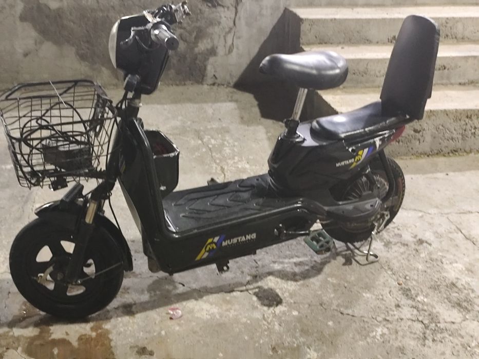 Skuter ishlatilgan xolati yaxshi