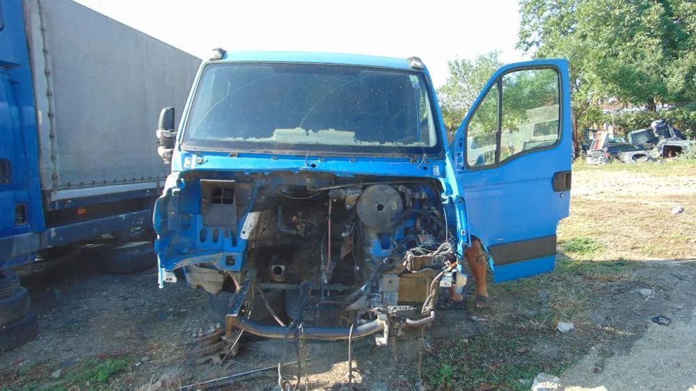 Usa Iveco daily 2006-2014 usi fata spate daily cabina dubla dezmembrez