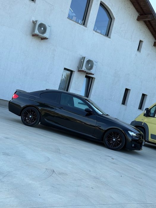 BMW  E92  320cd