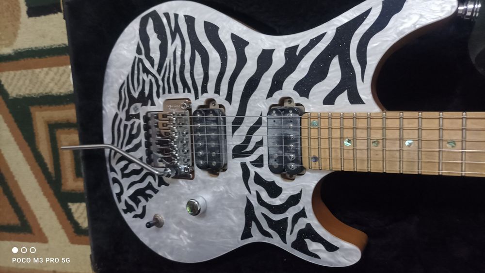 Elektr gitara original PARADISE