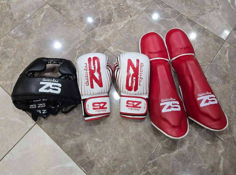 Екипировка за кикбокс в добро състояние