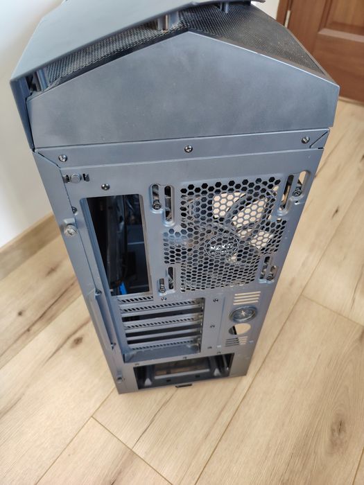 Carcasa PC NZXT Noctis 450 ROG