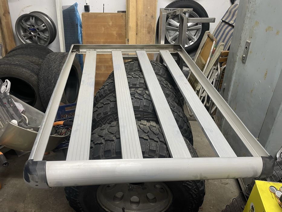 Багажник на крышу Terzo