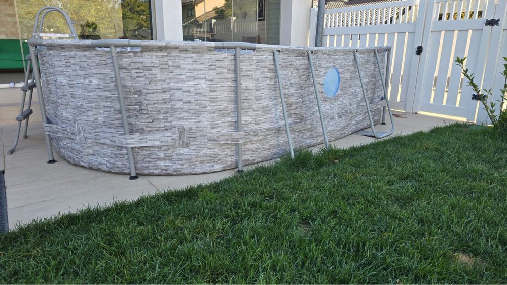 Piscina supraterana 6mx3,8m