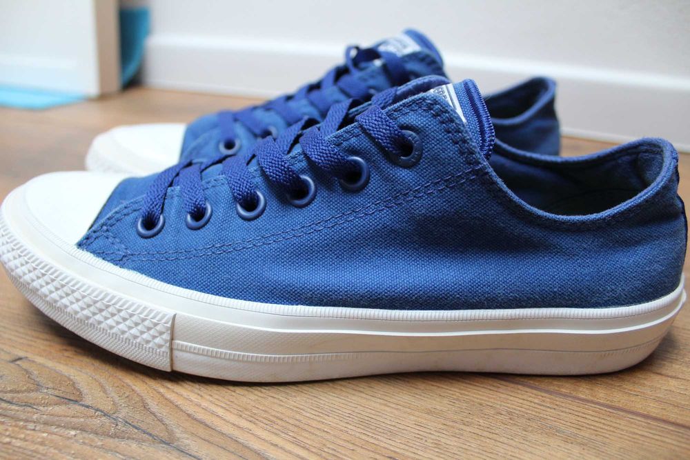 Converse marimea 40