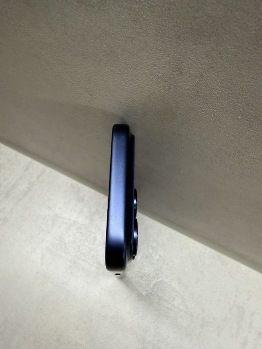 iPhone 17 Pro 256GB Deep Blue 100% Battery Health