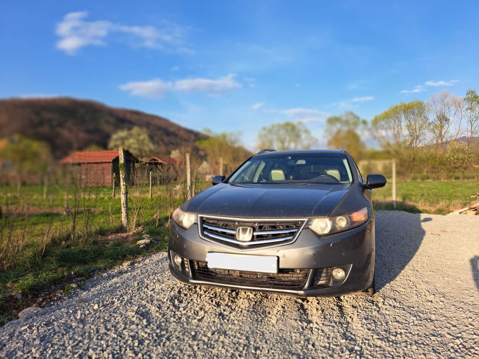 honda accord luxury tourer