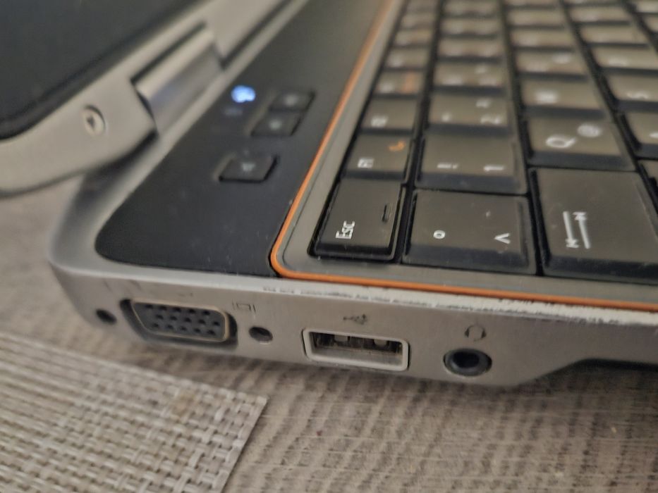 Лаптоп Dell Latitude E6520