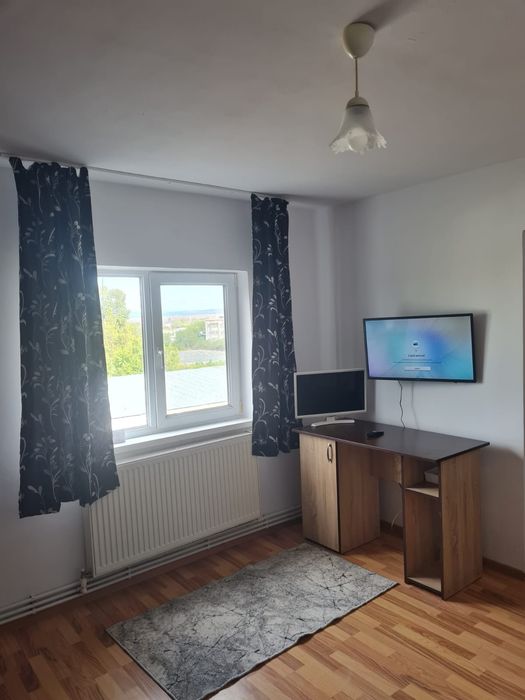 Garsonieră de închiriat