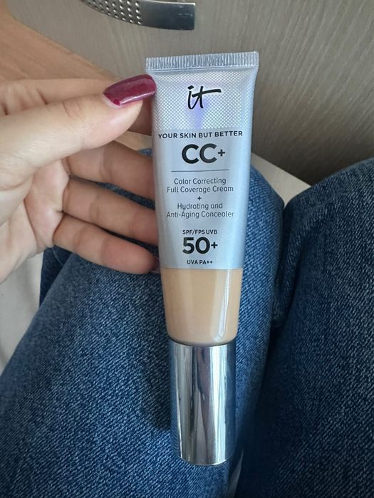 Козметика Estee Lauder, It cosmetics, Benefit