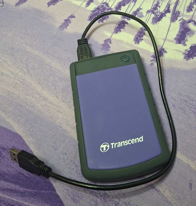 Внешний жёсткий диск 1 Тб.Transcend