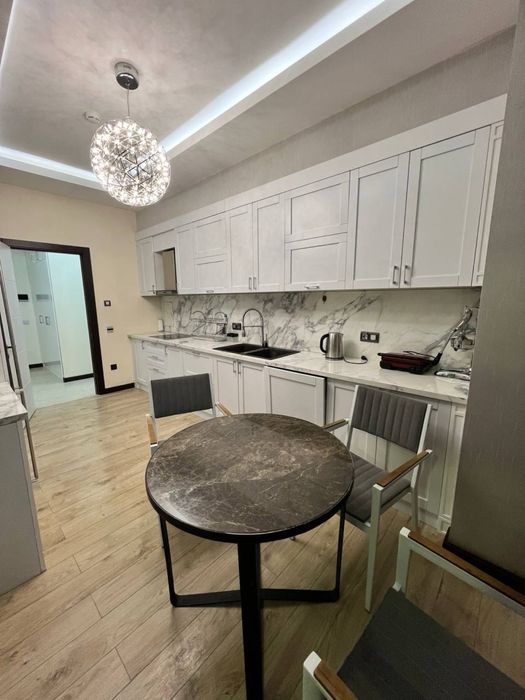 Сдам Квартиру с ТЕРРАСОЙ. ЖК Akay City. Срочно