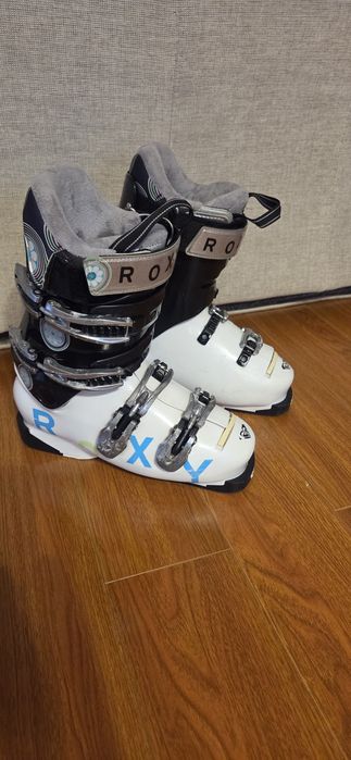 Vand Clapari Roxy  24.5