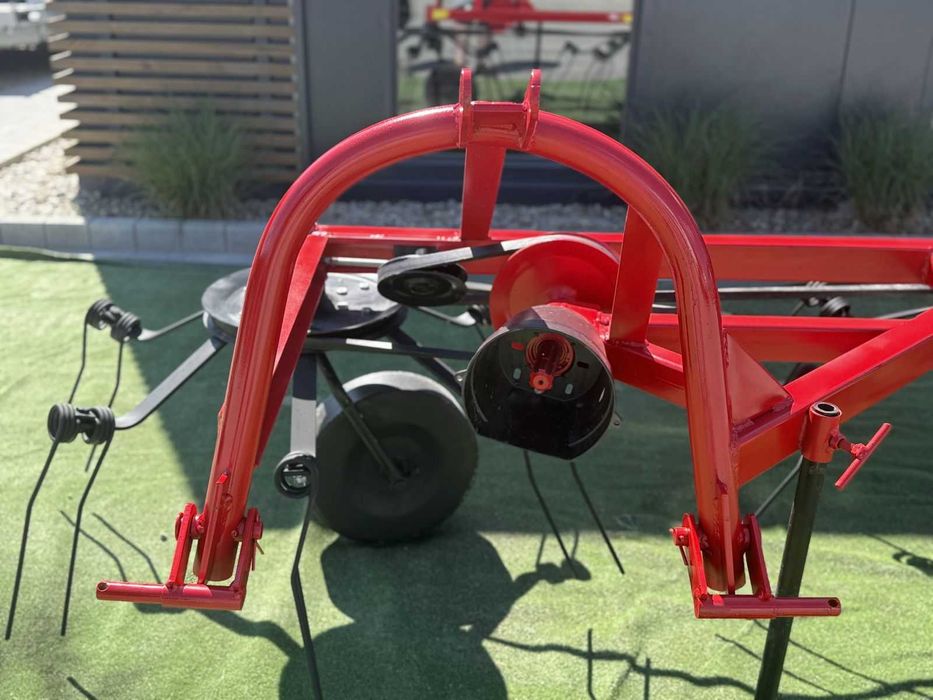 Greblă de adunat fân cu 2 rotoare - Piese de schimb