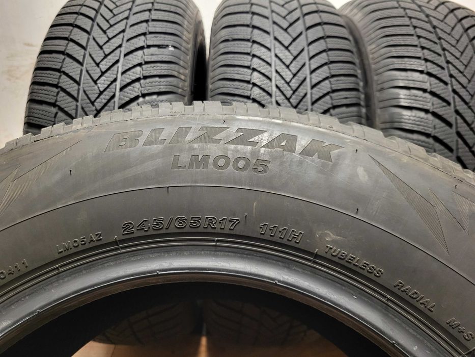 245/65/17 Bridgestone / джип зимни гуми