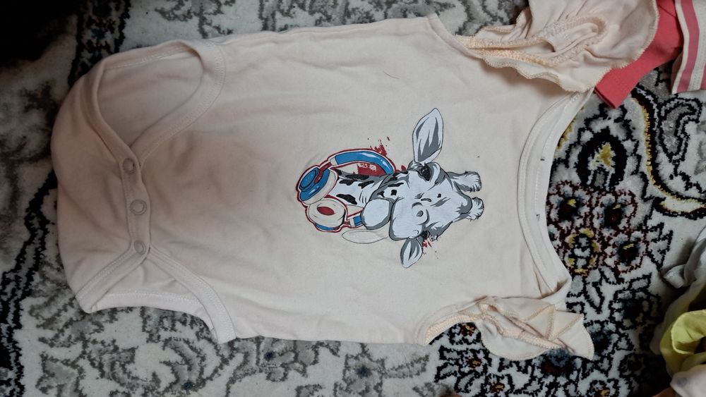 Новорождённого одежды на девочку