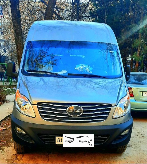 Минивэн до 12  микроавтобус 20 человек заказать