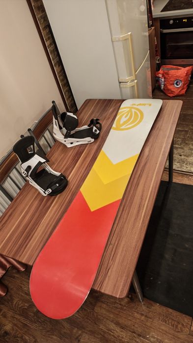 Placa Snowboard Light Corp 160cm cu legaturi Burton Freestyle L