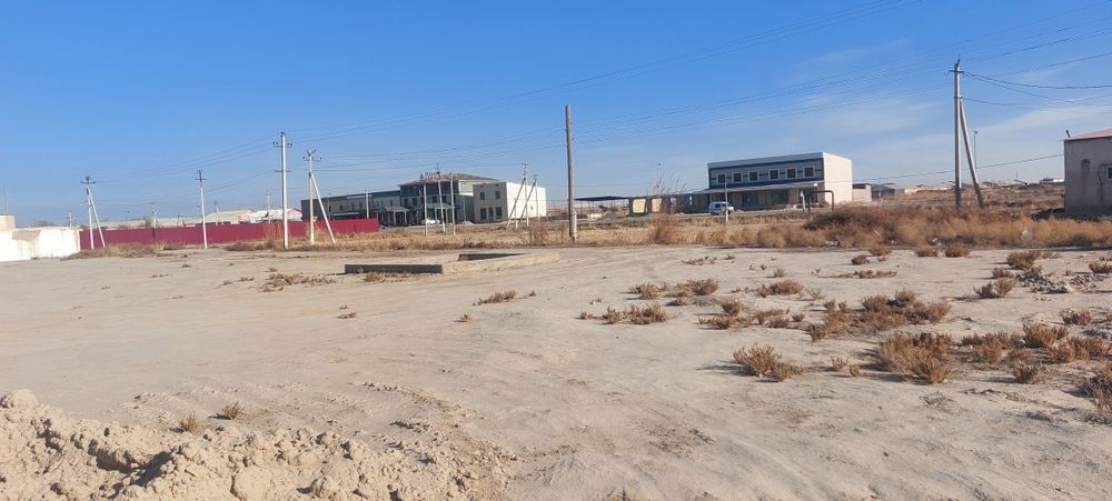 Noturar yer maydoni sotiladi  1500 kv