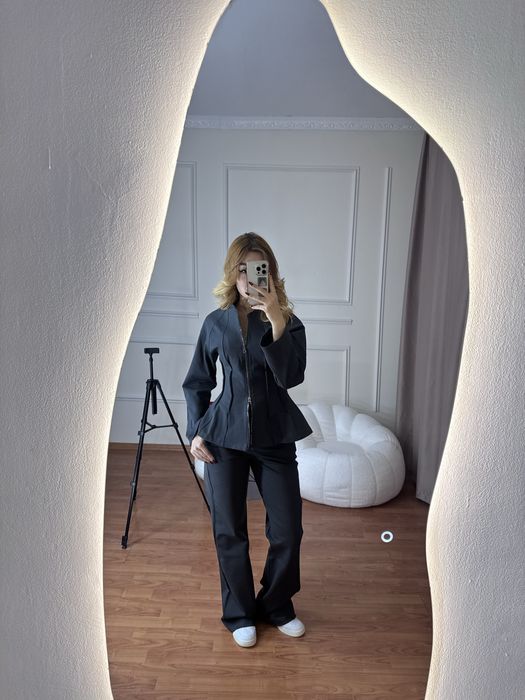 Двойка с брюками