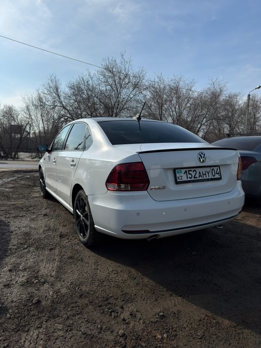 Продам поло 2019 автомат газ бензин