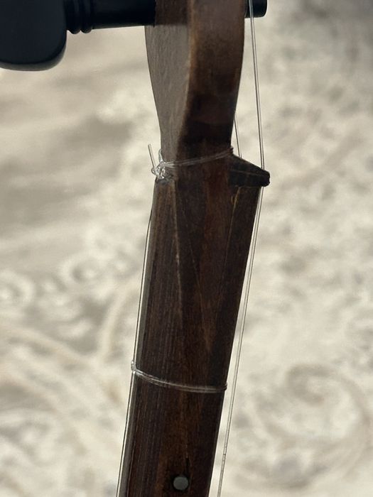 Домбыра сатылады