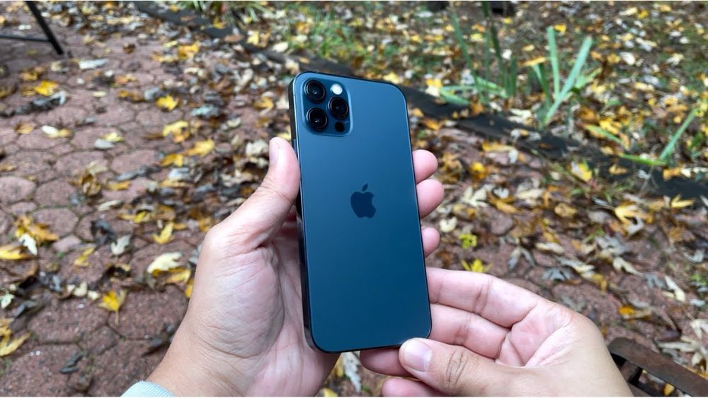 Продам iPhone 12 Pro