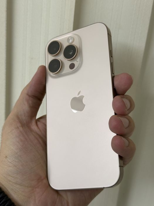 Iphone 16 pro 99% Sim 256g