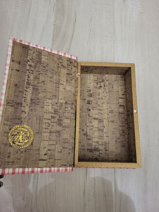 Шкатулка- книжка