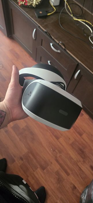 Продавам цял Playstation 4 VR headset