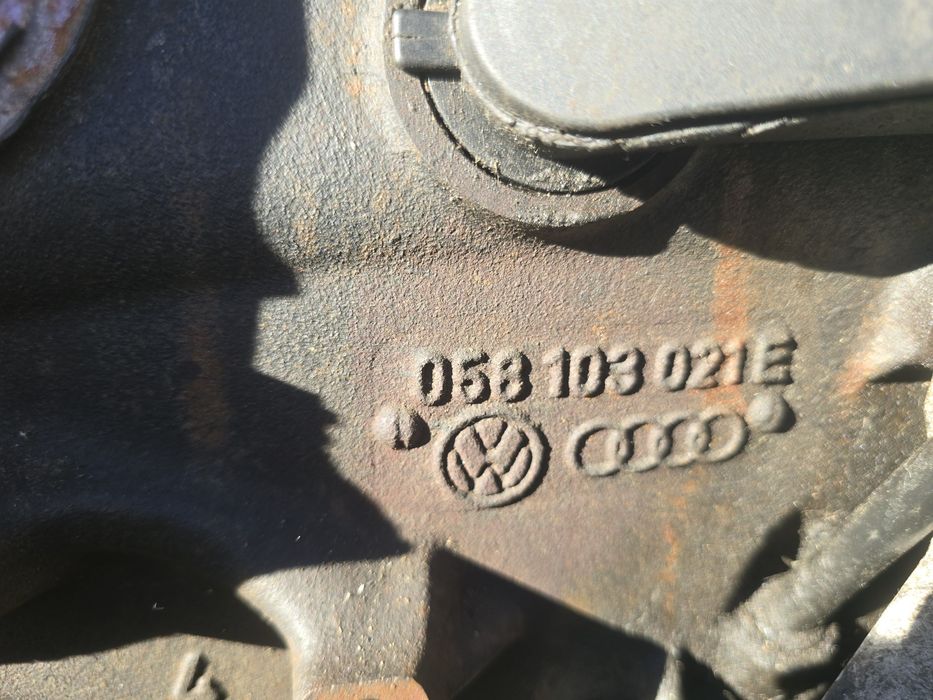 Продавам 1.8т AEB двигател