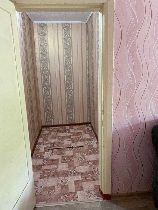 Продам 2-х комнатную квартиру, срочно.