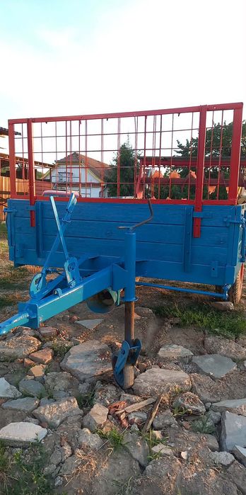 MENGELE 4 T . 1750 EUR  cu cardan