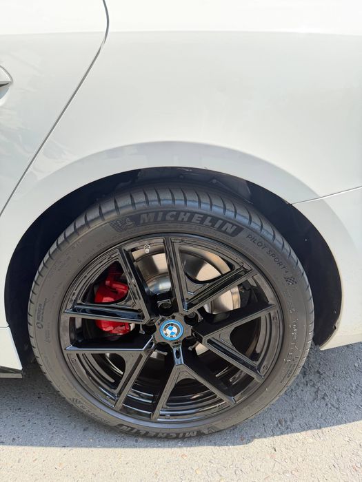 Bmw i4 M bodykid