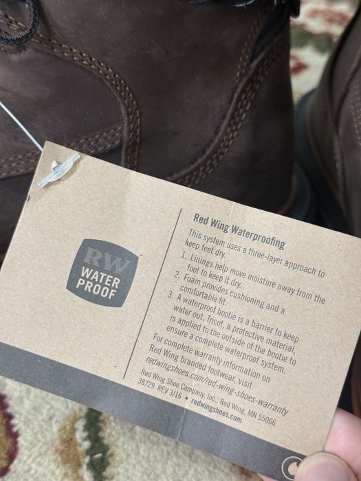 Спец ботинки red wins