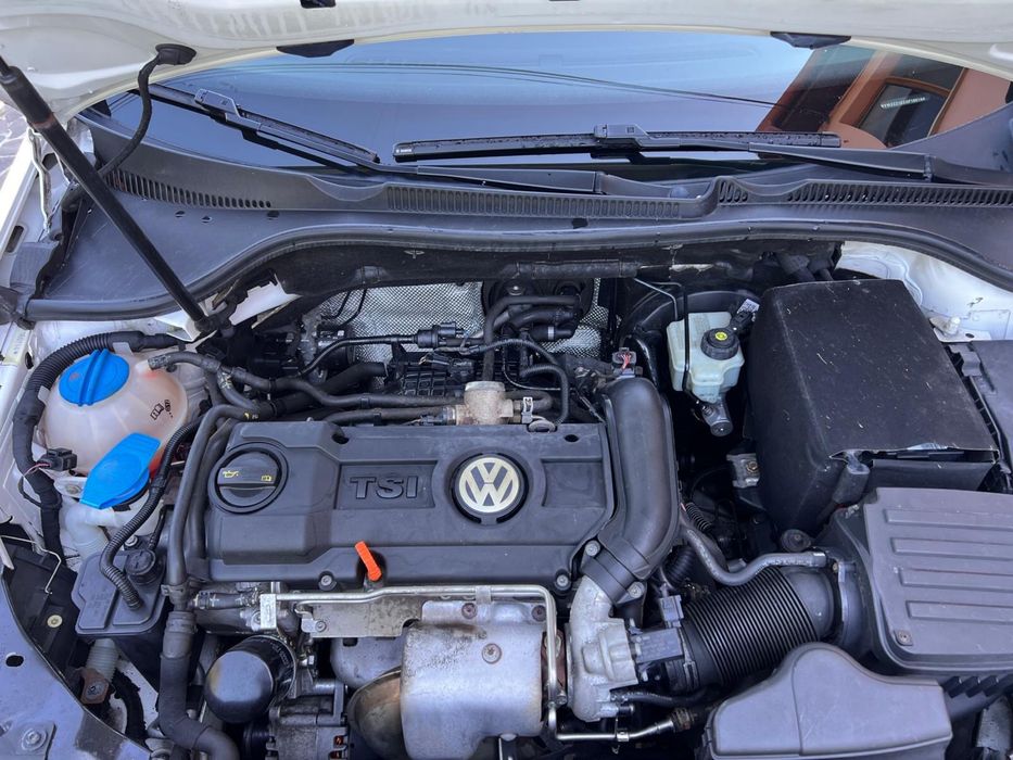 VOLKSWAGEN Golf 2010 — imagine 5