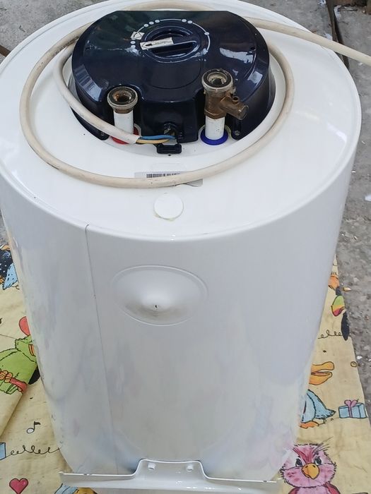 Vand boiler electric.