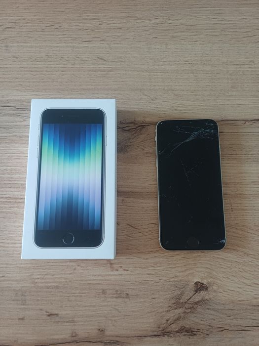 iPhone SE 2 pentru piese sau reparatie - iCloud liber, Touch ID, pachet complet