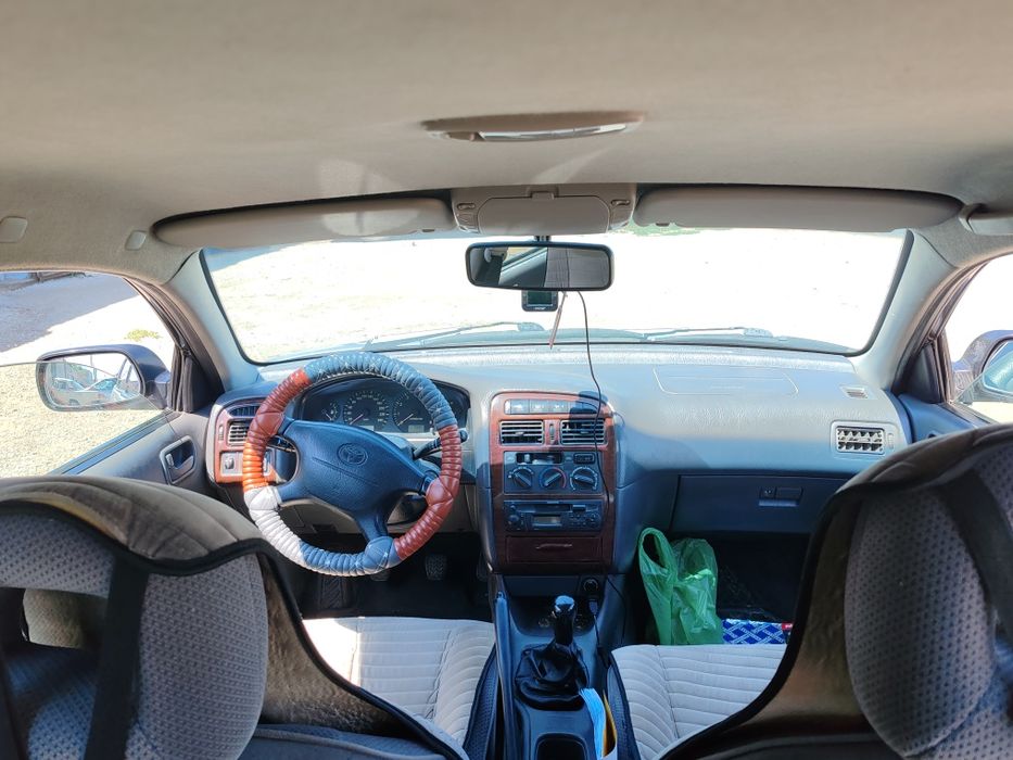 Продам тойота авенсис