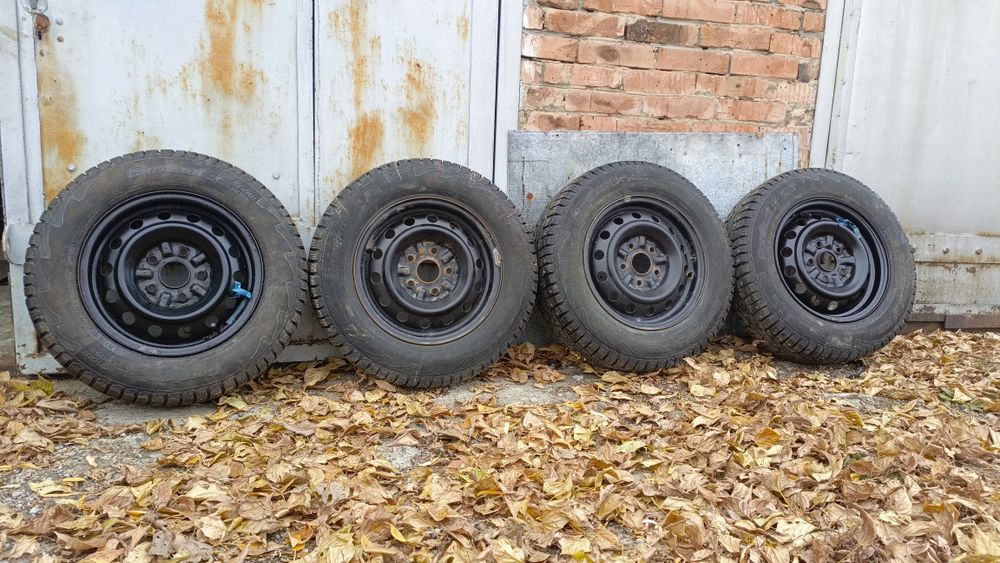 Зимние шины с дисками 185/70r14