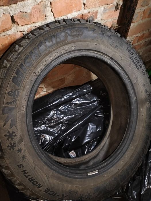 Продам зимние шины