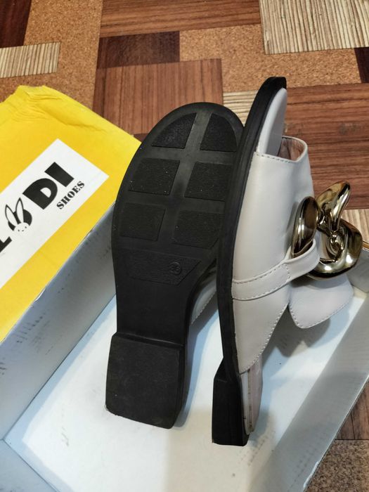 Обувь женская 37-38-39