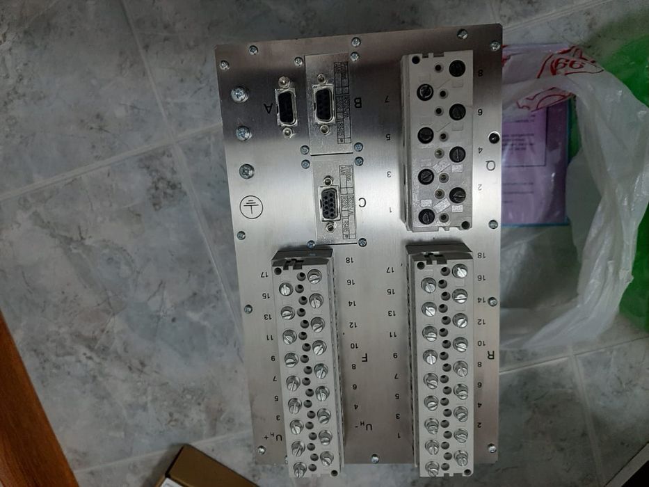 Продаётся срочно сименс микропрацесарное реле