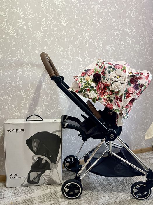 Коляска Cybex mios ( два комплекта чехла)