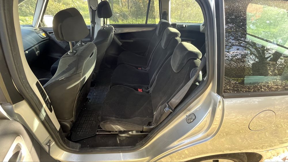 Ситроен Ц4 Пикасо Мотор Дюзи Турбо Капак Стоп Фар Броня Врата Стъкло